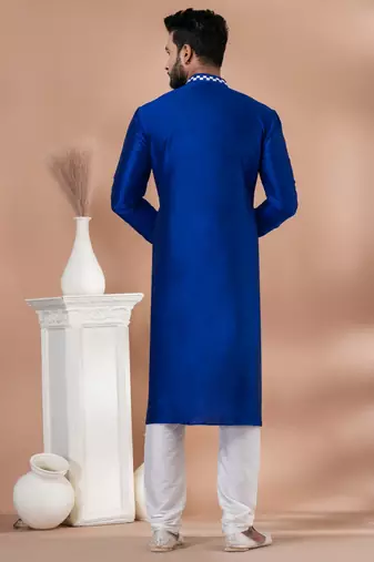 Kurta Pyjama Set.