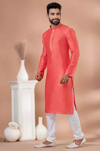 Kurta Pyjama Set.