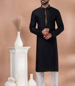 Kurta Pyjama Set.
