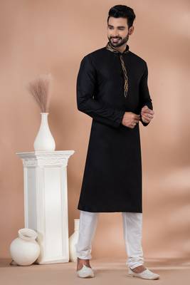 Kurta Pyjama Set. 3