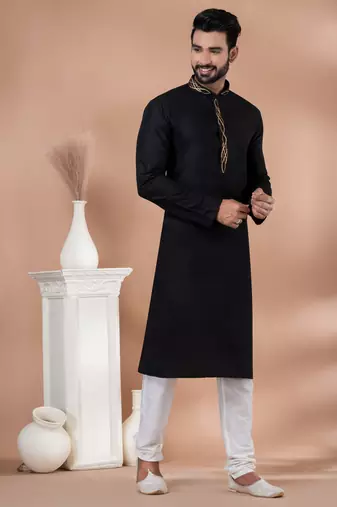 Kurta Pyjama Set.
