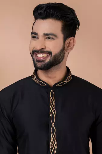 Kurta Pyjama Set.