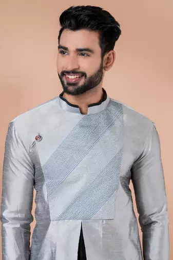 Kurta Pyjama Set.