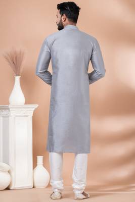 Kurta Pyjama Set. 4