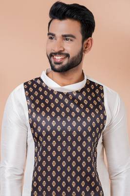 Kurta Pyjama Set. 5