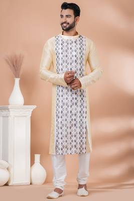 Kurta Pyjama Set. 1