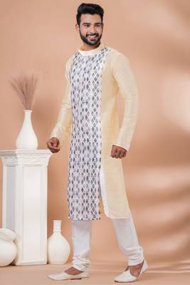 Kurta Pyjama Set. 2