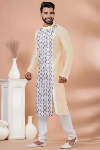 Kurta Pyjama Set.