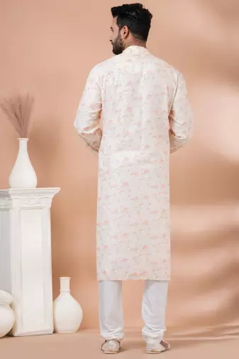 Kurta Pyjama Set.