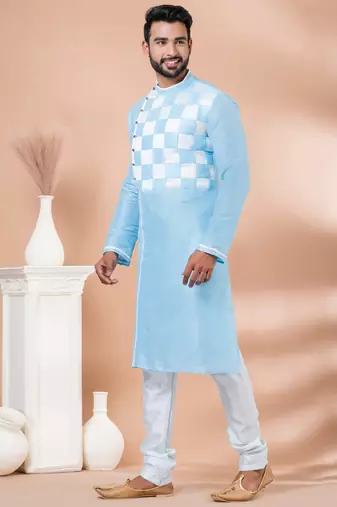 Kurta Pyjama Set.