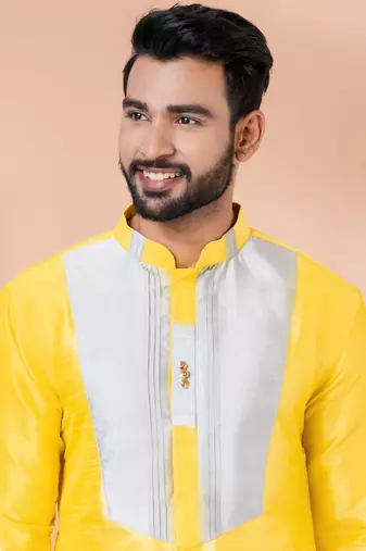 Kurta Pyjama Set.