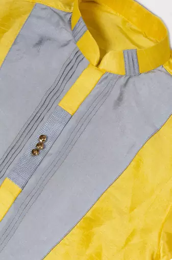 Kurta Pyjama Set.