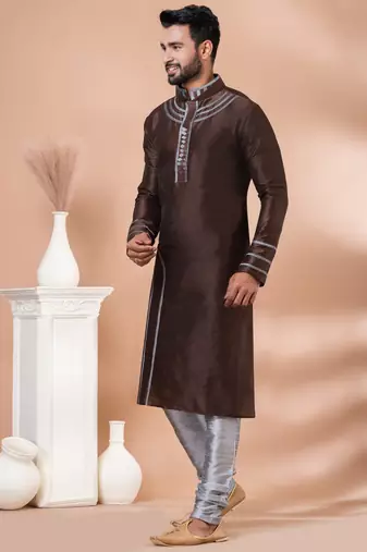 Kurta Pyjama Set.