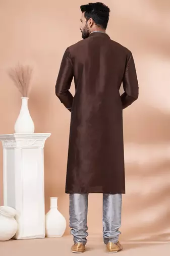 Kurta Pyjama Set.