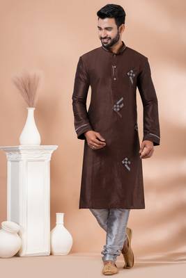 Kurta Pyjama Set. 1