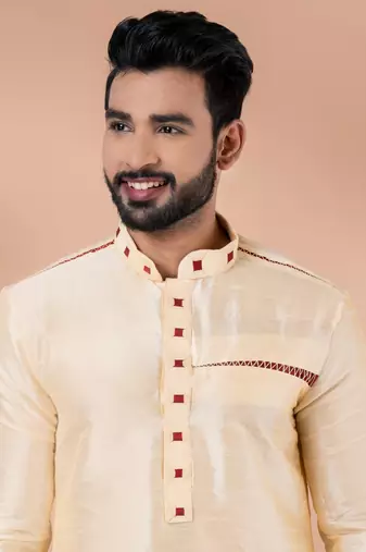 Kurta Pyjama Set.