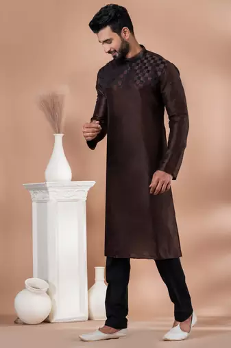 Kurta Pyjama Set.