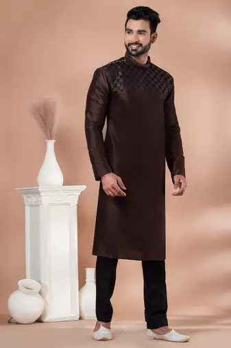 Kurta Pyjama Set.
