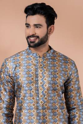 Kurta Pyjama Set. 5