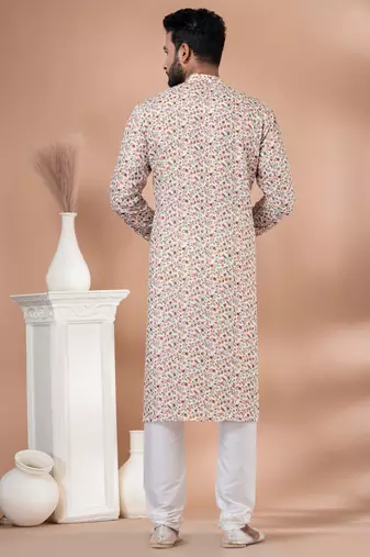 Kurta Pyjama Set.