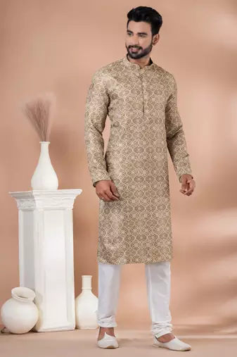Kurta Pyjama Set.