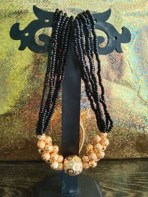 Traditional Maharastrain tushi mangalsutra 2