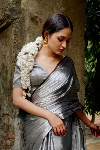 Silver Tissue Bengal Handloom Saree With Blouse