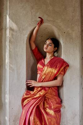 Copper Gold and Pink Handloom Tissue Saree with Blouse 2