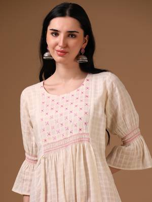 Off-white 3/4th flared sleeve self textured flared dress 5