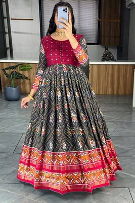 Grey bandhani print cotton silk patola gown 2