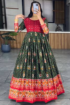Green bandhni print cotton silk patola gown 3