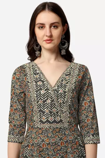 Black Cotton Yoke-Silver Gotta Patti Printed Kurta Trouser With Dupatta