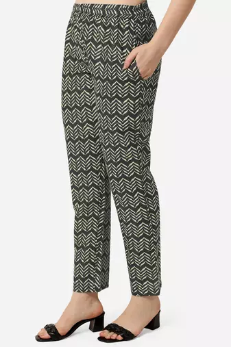 Black Cotton Yoke-Silver Gotta Patti Printed Kurta Trouser With Dupatta