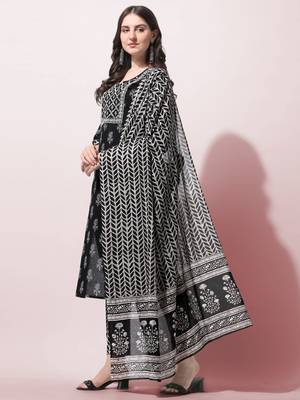 Black Cotton Mirror Embroidery Printed Kurta With Pant And Dupatta 4