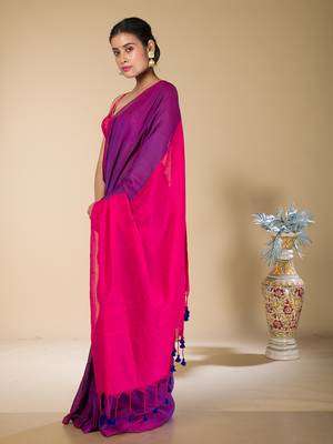 Purple plain cotton saree with pink pallu 2