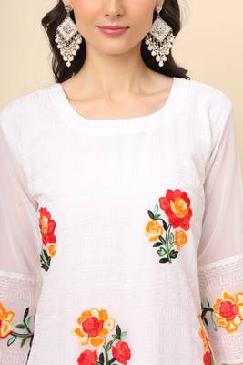 Beautifully floral embroidered white colour georgette kurta for party looks 3