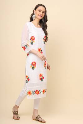 Beautifully floral embroidered white colour georgette kurta for party looks 5