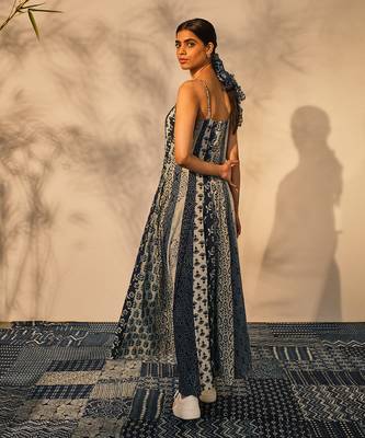 Blue indigo cotton daisy dress 3
