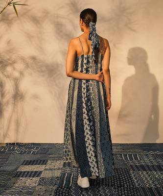 Blue indigo cotton daisy dress 5