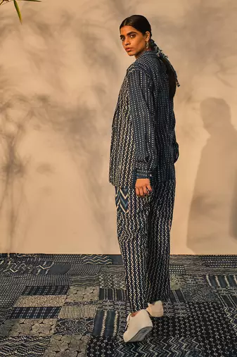 Blue indigo cotton ila shirt