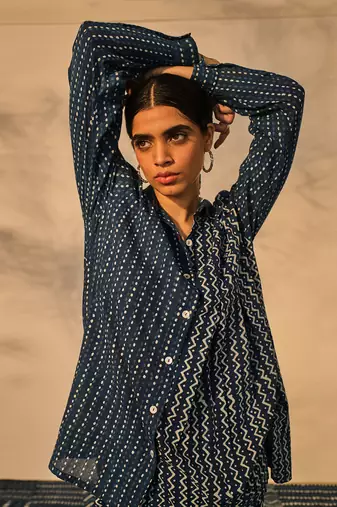 Blue indigo cotton ila shirt