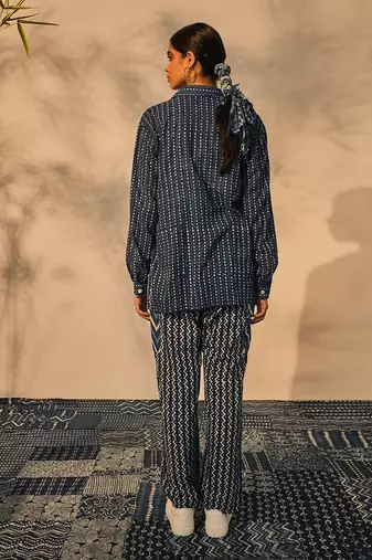 Blue indigo cotton ila shirt