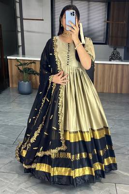 Black plain and weaving border soft cotton silk gown with dupatta 3