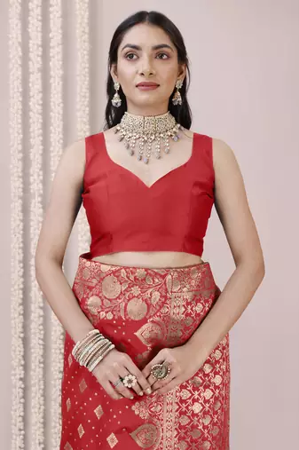Red Banarasi silk blend woven design woven golden zari border saree with unstitched blouse piece