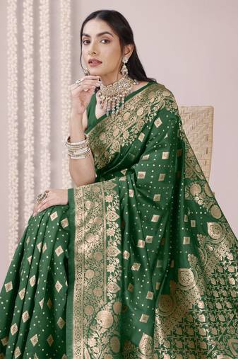Green Banarasi silk blendWoven Design Woven Golden Zari Border Saree With Unstitched Blouse Piece