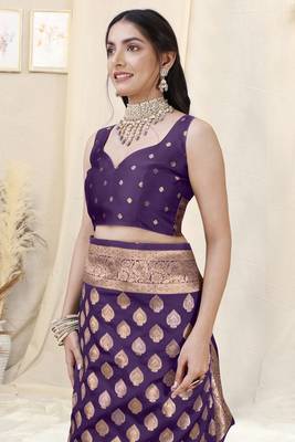 Purple Banarasi silk blendWoven Design Woven Golden Zari Border Saree With Unstitched Blouse Piece 5