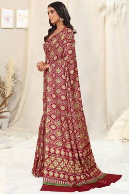 Maroon Silk Blend Foil Patola Print Saree With Unstitched Blouse Piece 3