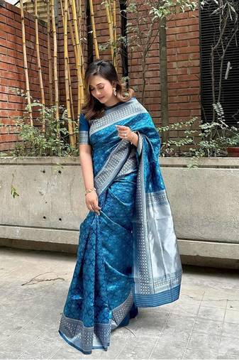Multy Color Woven silk blend Saree With Blouse
