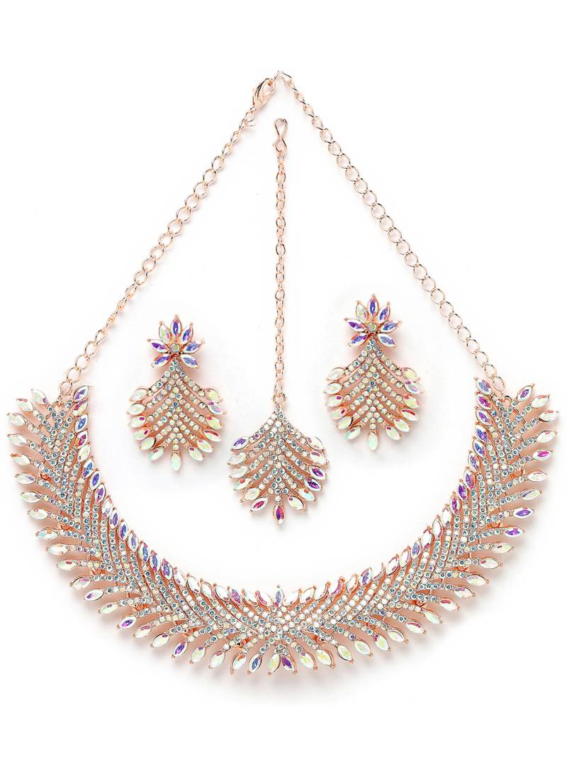 Graceful rose gold plated rainbow collar bone necklace set with earring & maangtika jewellery set for women (ns105639)