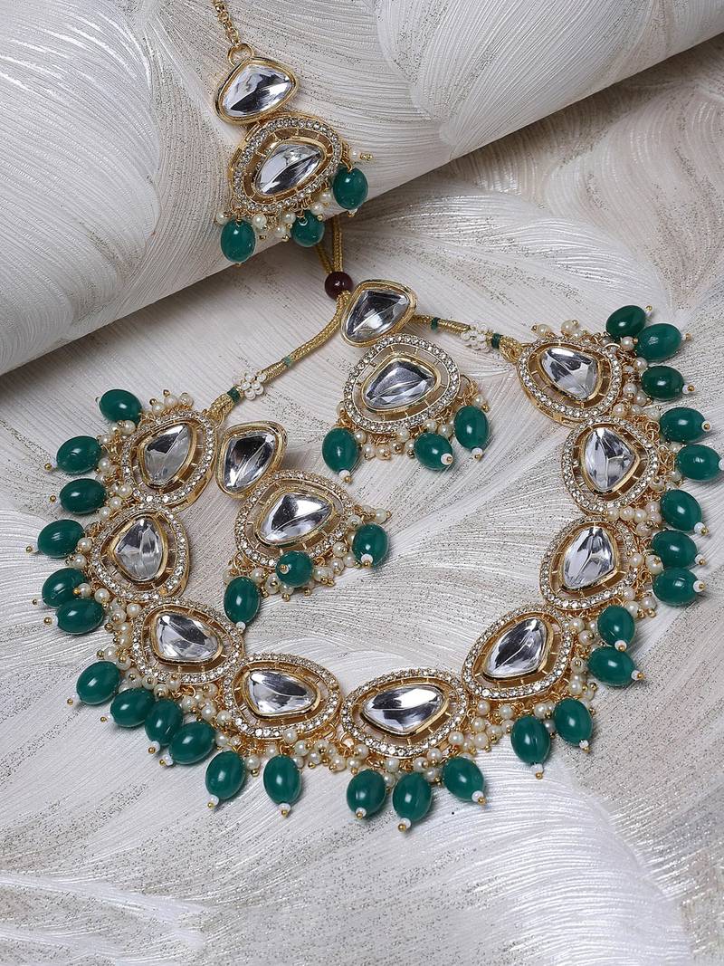 Gold-plated with ad green stones collar bone necklace set with stylish earrings jewellery set for women (ns105678)